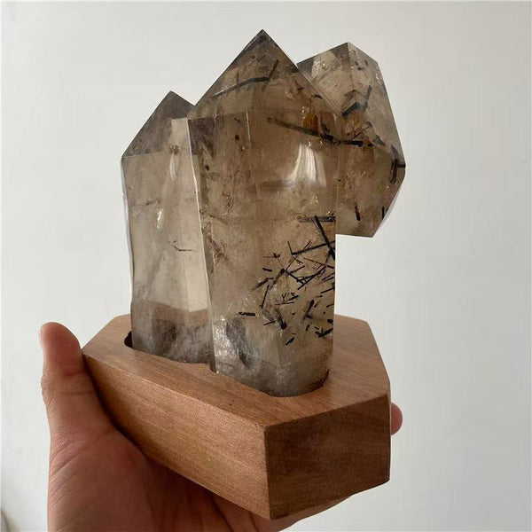 Himalayan natural black-haired crystal column